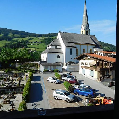 Hotel Kirchenwirt Kirchberg in Tirol Eksteriør billede