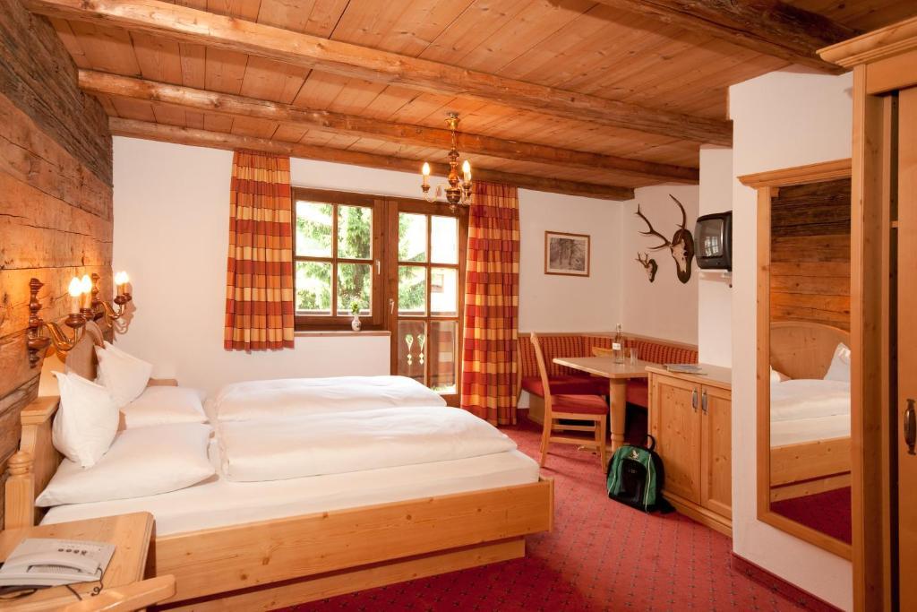 Hotel Kirchenwirt Kirchberg in Tirol Eksteriør billede