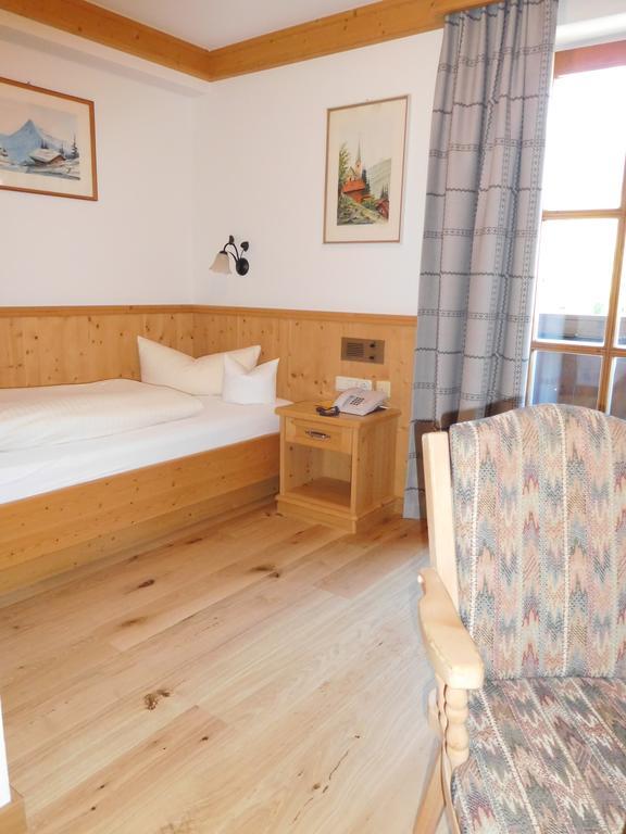 Hotel Kirchenwirt Kirchberg in Tirol Eksteriør billede