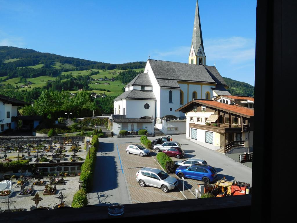 Hotel Kirchenwirt Kirchberg in Tirol Eksteriør billede