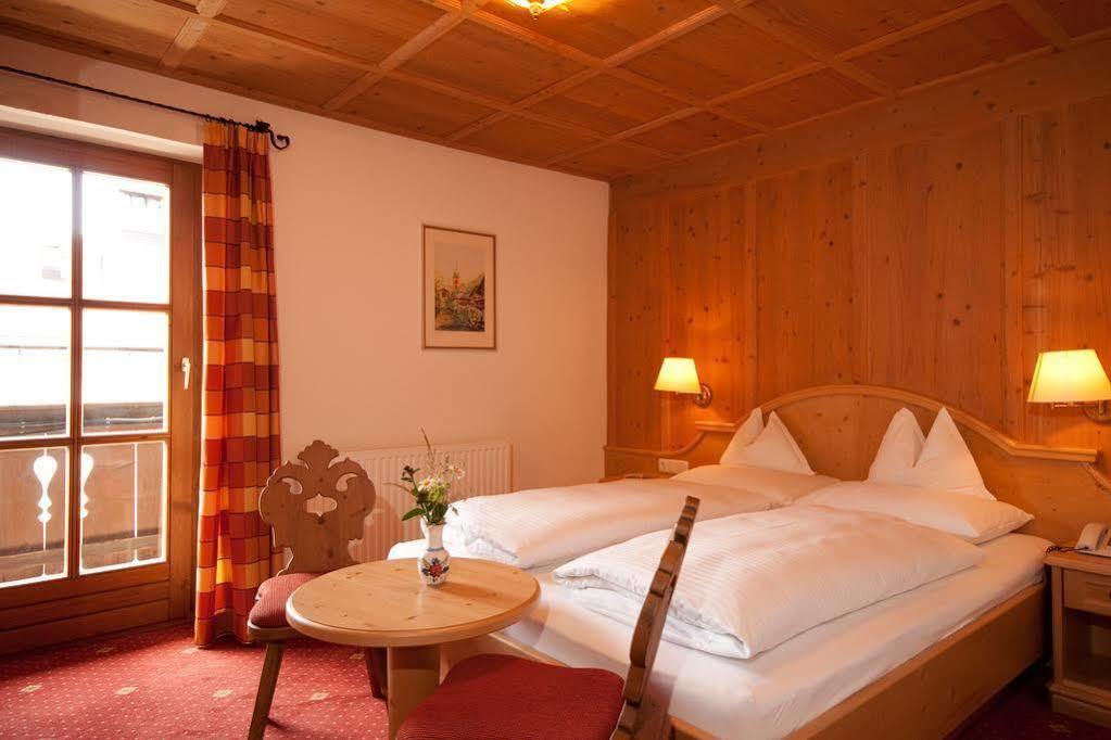 Hotel Kirchenwirt Kirchberg in Tirol Eksteriør billede