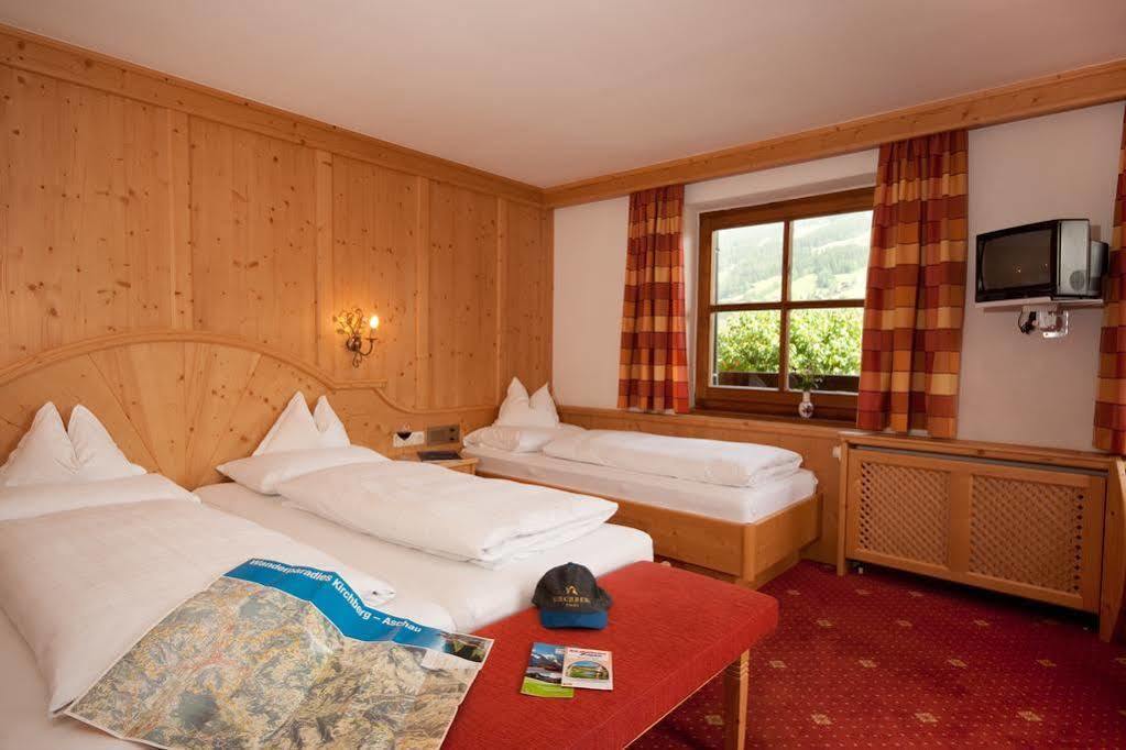 Hotel Kirchenwirt Kirchberg in Tirol Eksteriør billede
